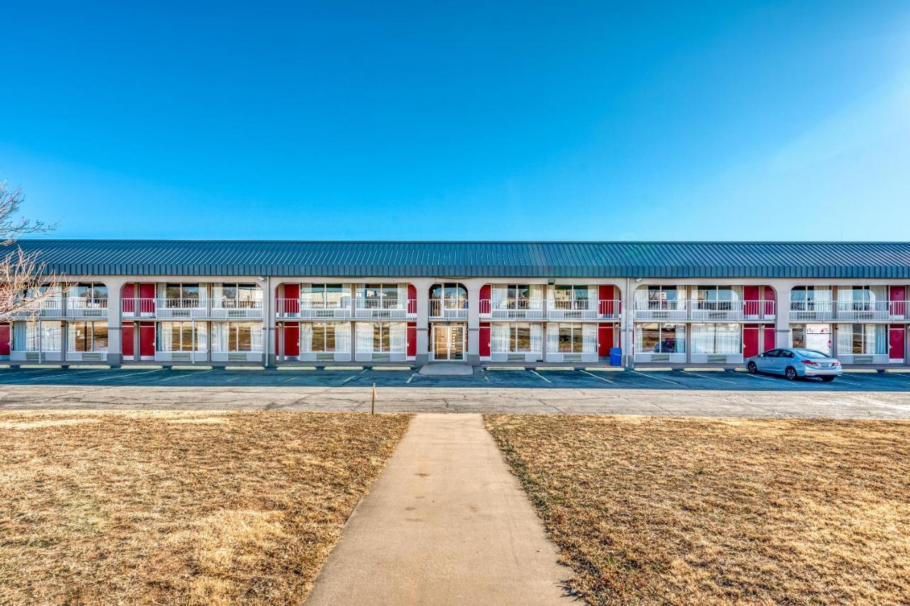 Oyo Townhouse Shamrock Tx I-40 Lone Star Motel Exterior photo