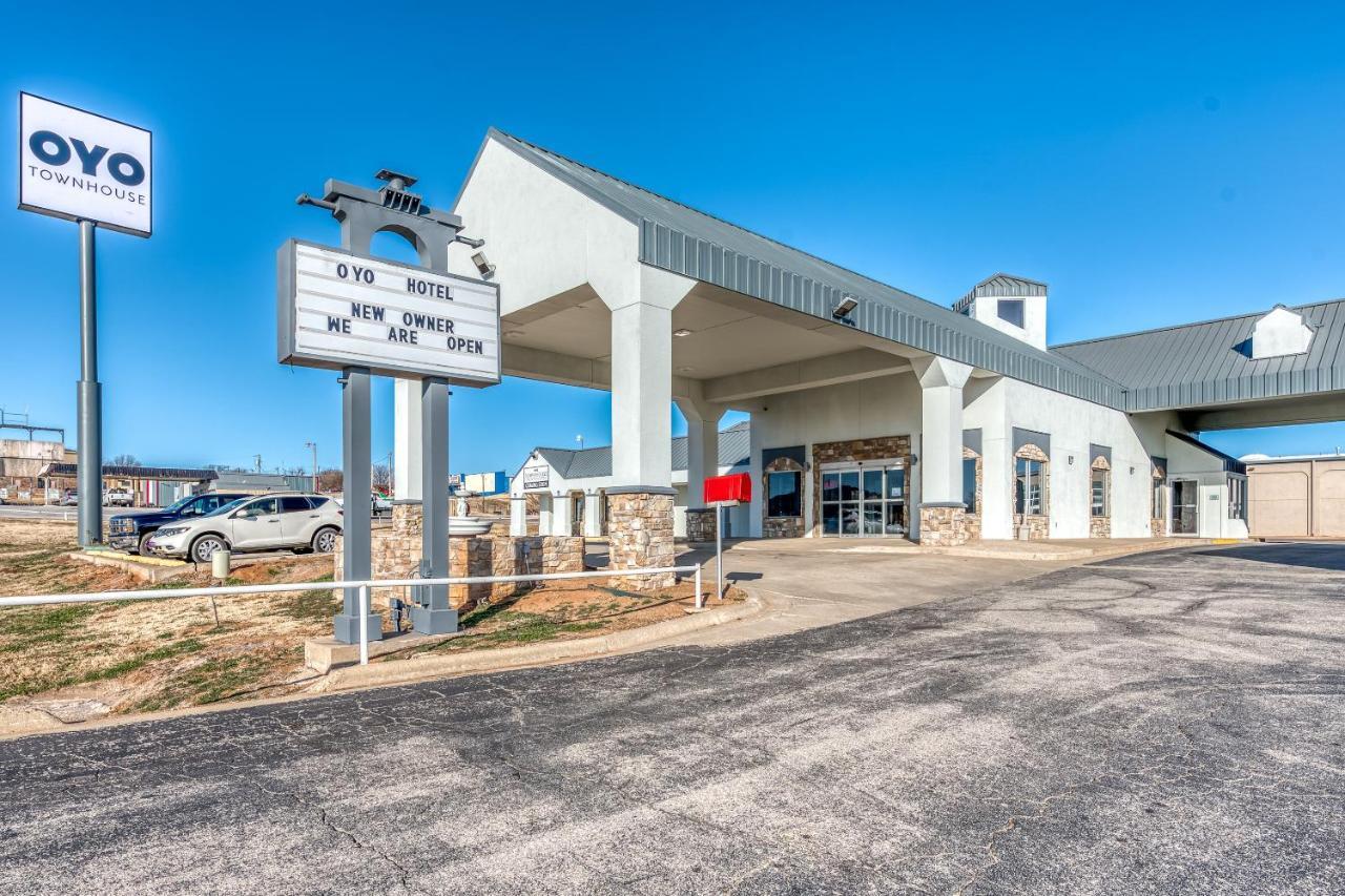Oyo Townhouse Shamrock Tx I-40 Lone Star Motel Exterior photo